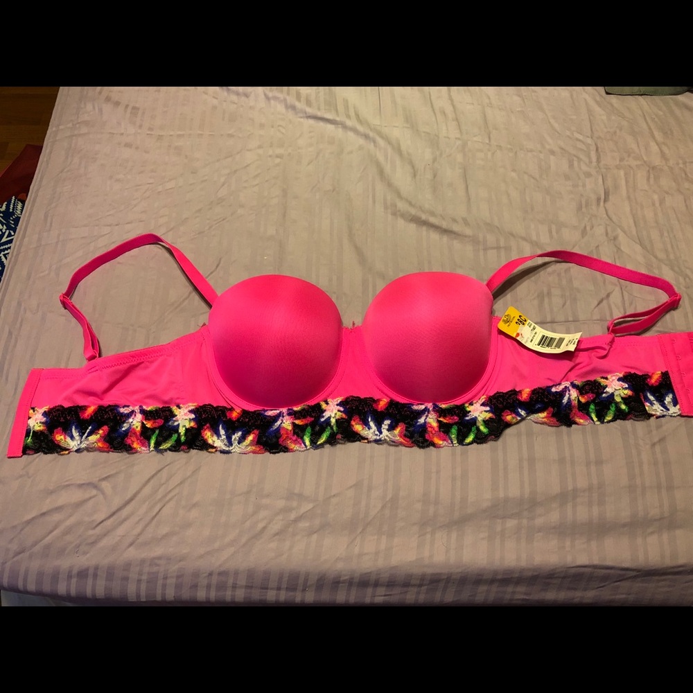 BNWT 38C